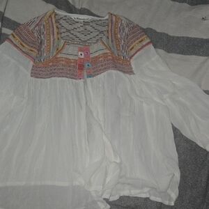 Tantrums White Blouse with Multicolor Embroidery